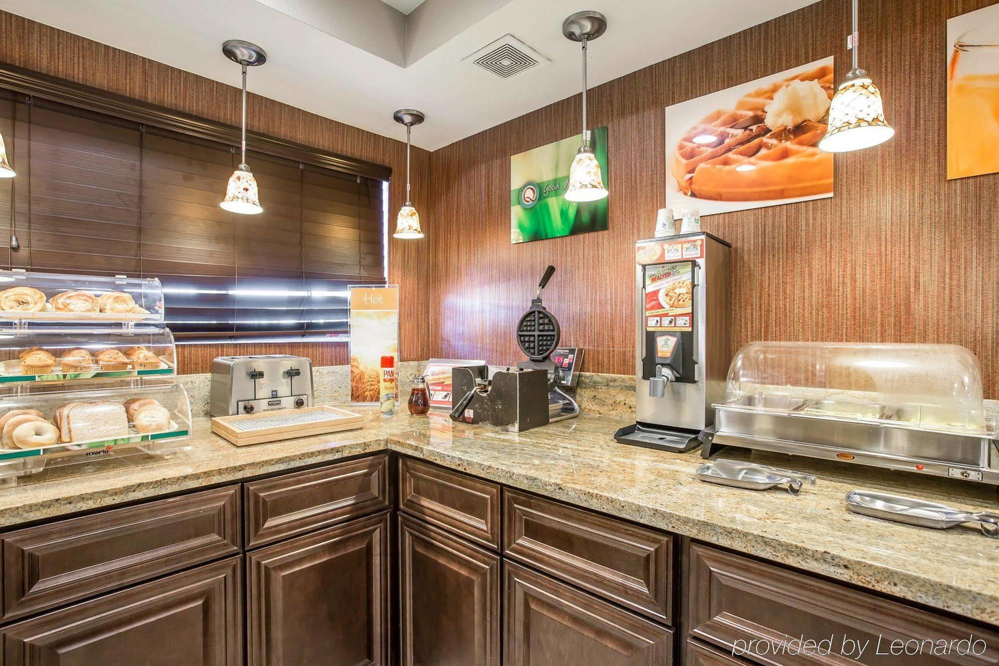 Quality Inn & Suites Woodland - Sacramento Airport Zewnętrze zdjęcie